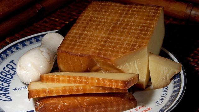 Είδος πολυτελείας γίνεται μέχρι και η γραβιέρα – Θα φτάσει να πωλείται 20 ευρώ το κιλό!