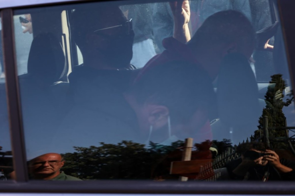 “Μύλος” με την απολογία των κατηγορουμένων για τον βιασμό της 12χρονης – Παραιτούνται οι δικηγόροι – Θα τηρήσουν δικαίωμα σιωπής