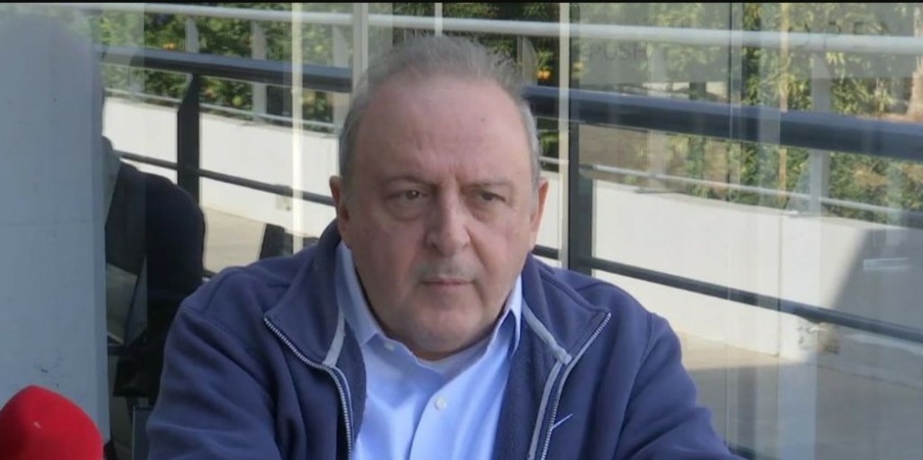 Χείμαρρος ο Καμπουράκης κατά δημοσιογράφων – “Για 1% και δέκα κλικ παραπάνω κάνουν αισχρά πράγματα” (vid)