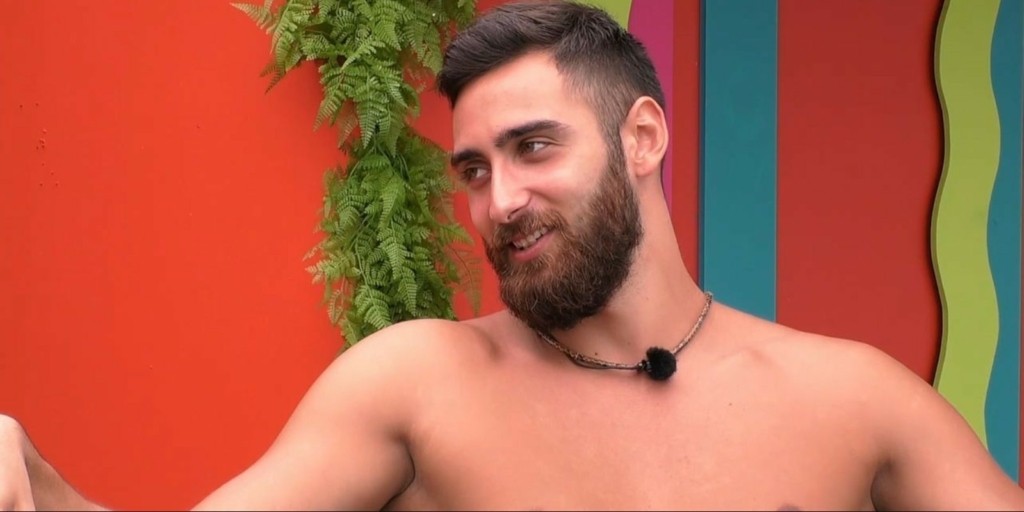 Το λιτό Instagram του κοινωνικού του “Love Island” Θοδωρή Κοντολέων (pics)