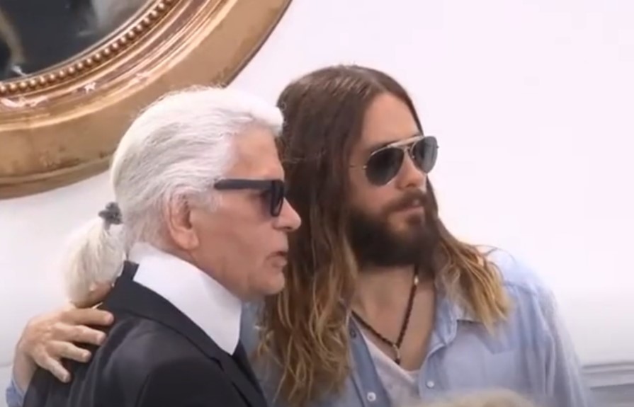 Μετά το “House of Gucci” ο Τζάρεντ Λέτο θα υποδυθεί τον Καρλ Λάγκερφελντ