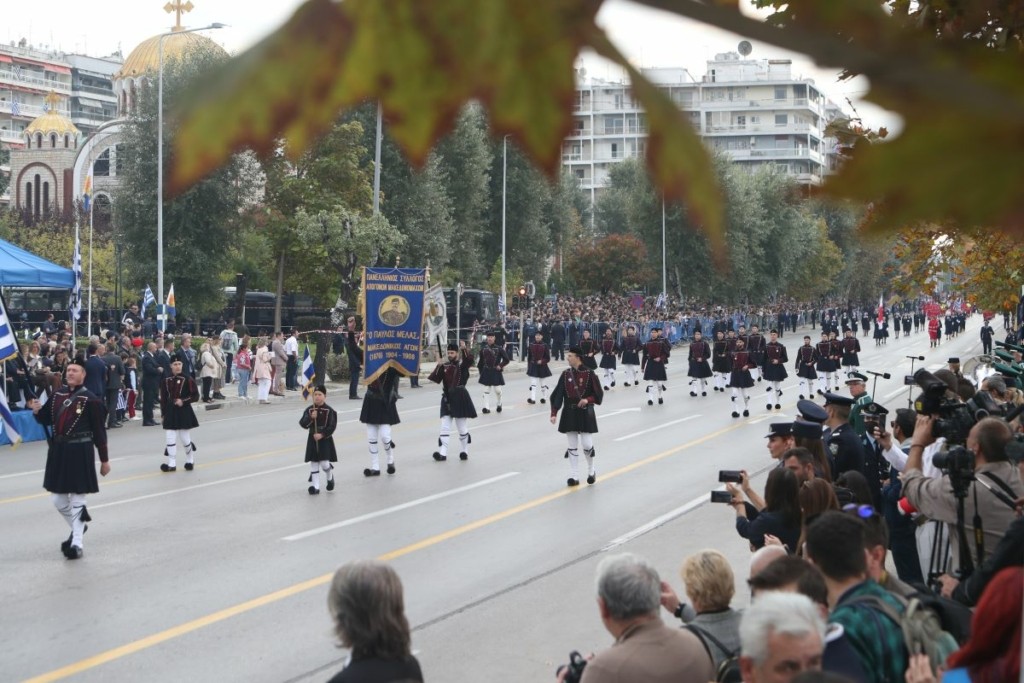 LIVE – H μεγαλειώδης στρατιωτική παρέλαση στη Θεσσαλονίκη για την 28η Οκτωβρίου