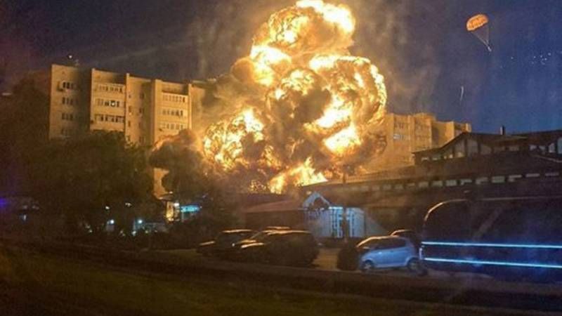 Τέλος οι έρευνες μετά τη συντριβή του Su-34 σε πολυκατοικία στη Ρωσία – Τουλάχιστον 13 νεκροί – Ανάμεσά τους τρία παιδιά (vids)