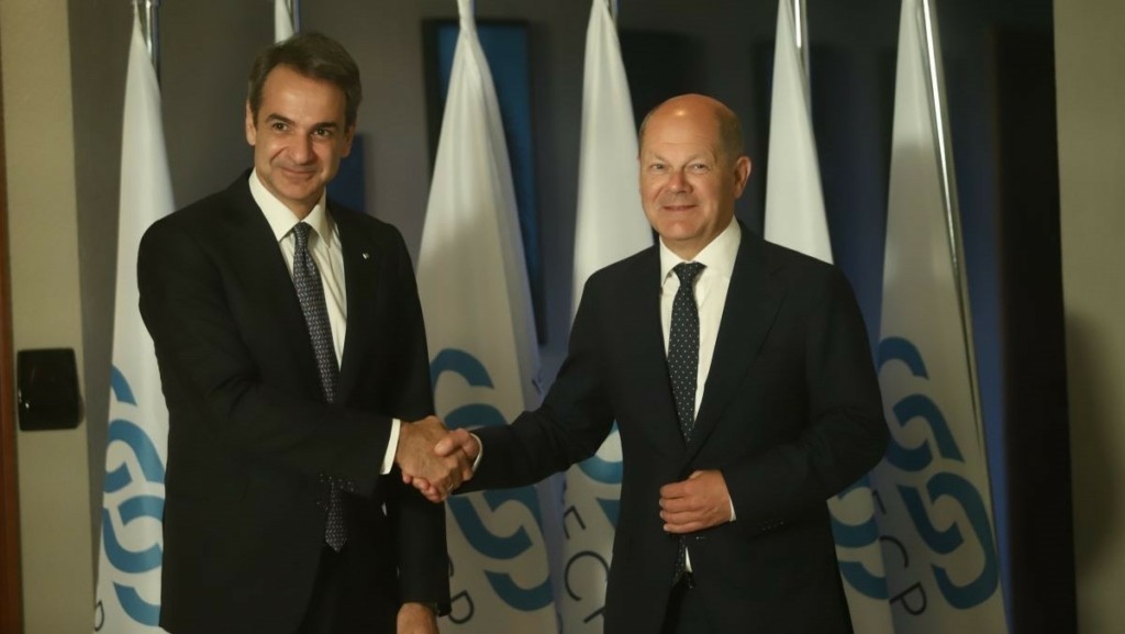 Τον Όλαφ Σολτς θα υποδεχθεί ο Κυριάκος Μητσοτάκης – Όλα τα θέματα που θα συζητηθούν