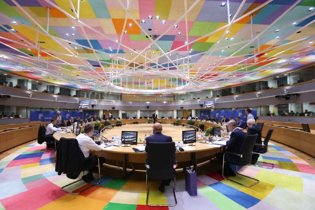 Δριμύ κατηγορώ του Ευρωπαϊκού Συμβουλίου στη Ρωσία για τις επιθέσεις με drone-καμικάζι στην Ουκρανία – Μήνυμα και στο Ιράν