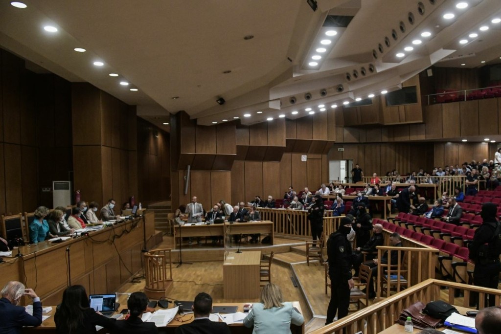 “Αναβιώνει” στο δικαστήριο η ημέρα της δολοφονίας του Παύλου Φύσσα – Καταθέτουν τρία άτομα που “ήταν εκεί”
