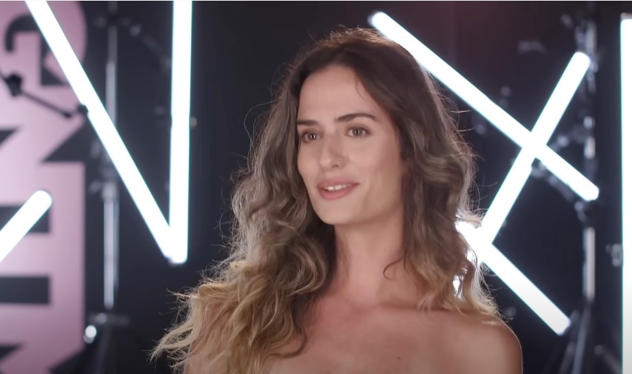 Η μουσικός-μοντέλο Ζωή Ιωαννίδου που θέλει να αφήσει τη δική της νότα στο GNTM (vid)