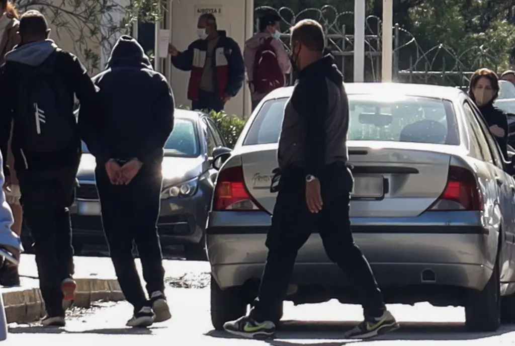 Όγδοο ένταλμα σύλληψης για τον “Μιχάλη” – Εμπλέκεται στην υπόθεση βιασμού της 12χρονης