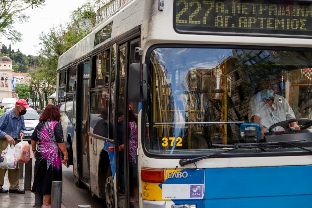 Σε πιλοτική λειτουργία ο ψηφιακός “βοηθός” του ΟΑΣΑ – Ανταλλάσσει μηνύματα με τους επιβάτες (pic)