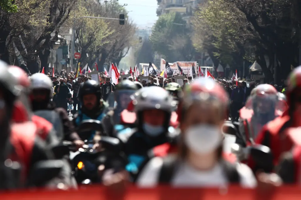 Θεσσαλονίκη: Κάλεσμα για συμμετοχή στην πρωτομαγιάτικη απεργία απηύθυναν τα εργατικά σωματεία