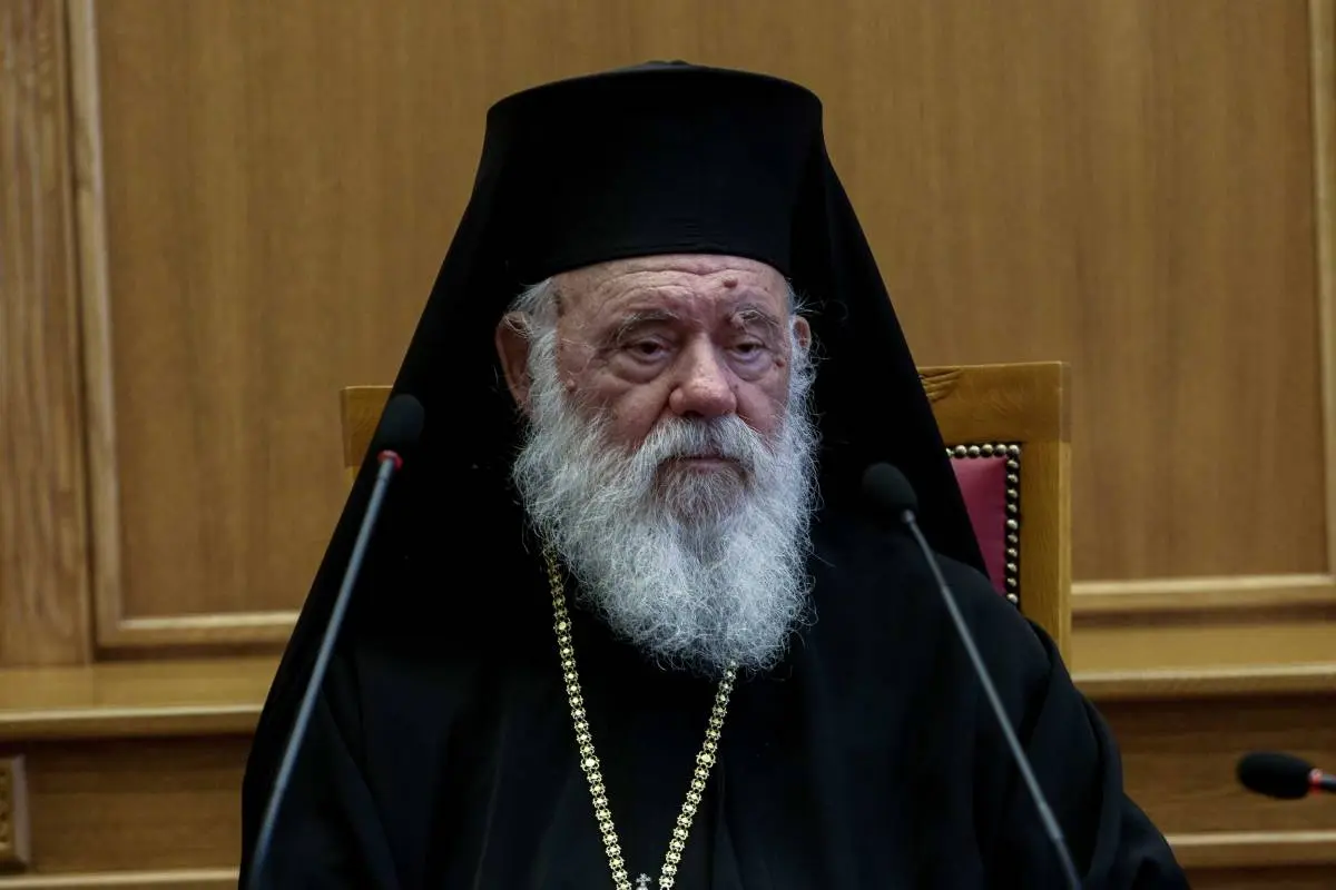 Αρχιεπίσκοπος Ιερώνυμος: Καταδικάζει τη βεβήλωση αγάλματος του Ιησού στον Λίβανο