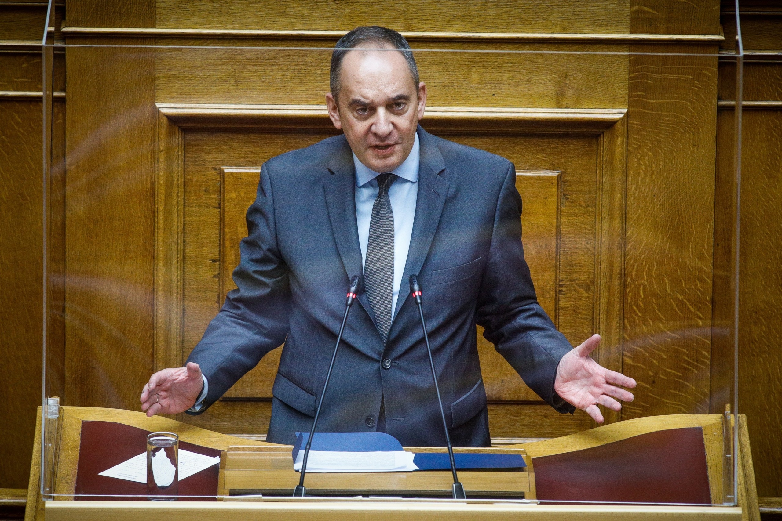 “Δεν θα παίξουμε το παιχνίδι της Τουρκίας” – Αποφασιστικό μήνυμα Πλακιωτάκη για τις προκλήσεις της Άγκυρας (vid)