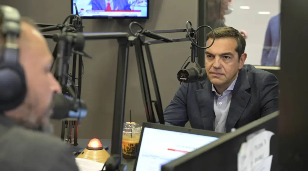 Λάβρος ο Τσίπρας – “Τα σκάνδαλα ξεπηδούν το ένα μετά το άλλο – Δεν έχει υπάρξει αντίστοιχη εφόρμηση στο δημόσιο πλούτο”