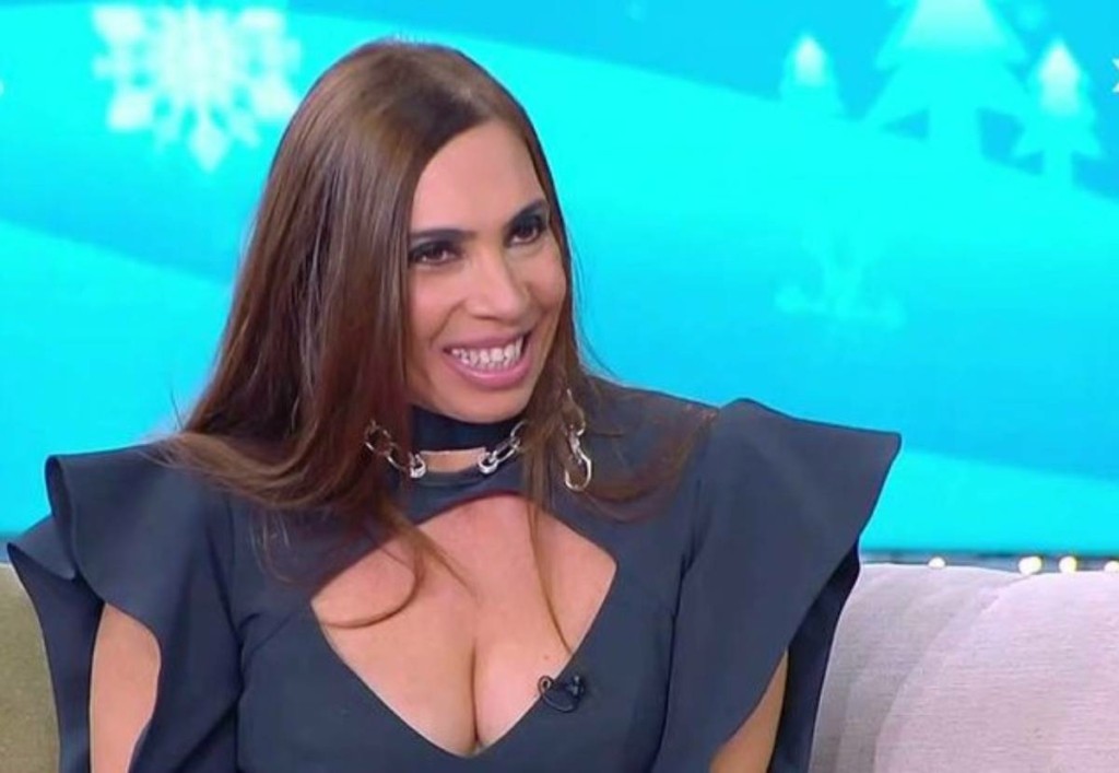Μάγκυ Χαραλαμπίδου – Μια “ματιά” στο Instagram του απόλυτου sex symbol (pics)