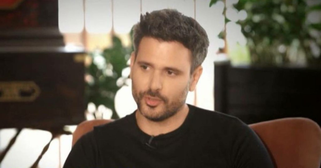 Μιχάλης Λεβεντογιάννης – Τα καυτά φιλιά στο στόμα στο Instagram, του πρωταγωνιστή της σειράς “Παγιδευμένοι”
