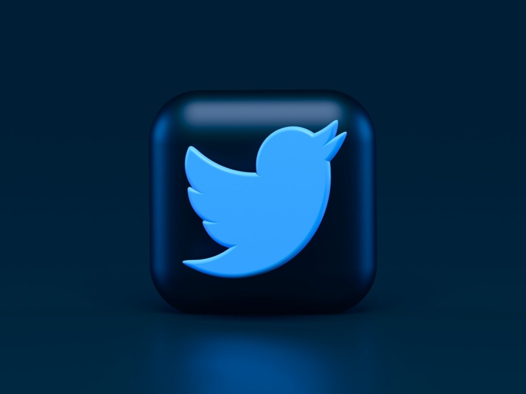 “Ο Έλον Μασκ οδηγεί το Twitter προς την αυτοκαταστροφή” – Είναι “η πιο επιδραστική πλατφόρμα”