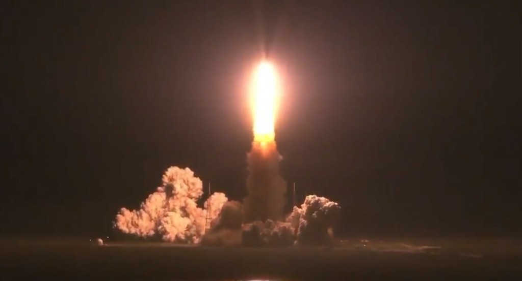 Νέα εποχή στις αποστολές της NASA – Εκτοξεύθηκε με επιτυχία η Artemis 1 (vid)