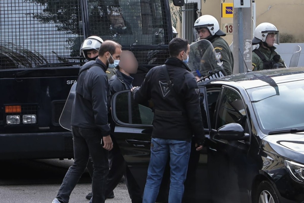 Στη φυλακή ο 27χρονος εμπρηστής της Real και αρχηγός της οργάνωσης “Χιλιάδες ήλιοι της νύχτας”