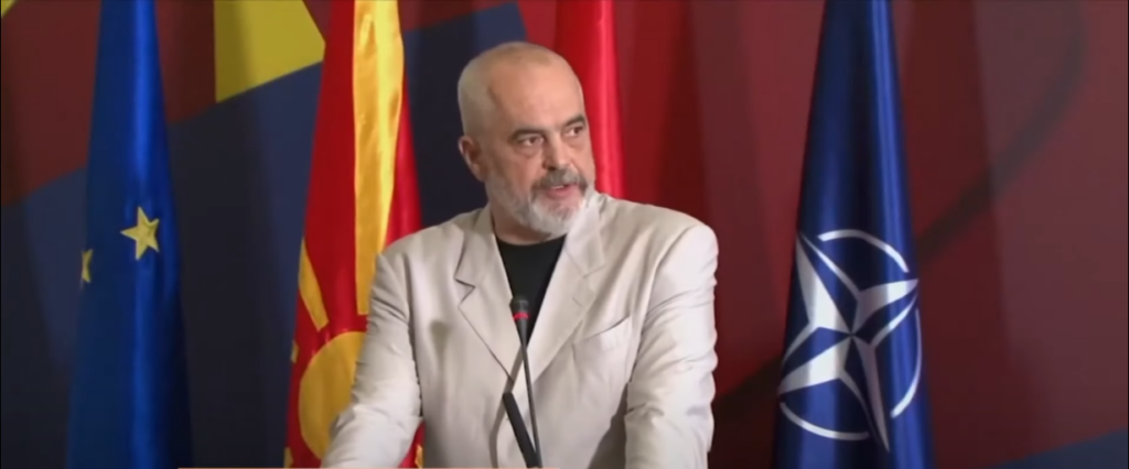 Ο Έντι Ράμα καταδικάζει τη Βρετανία για “διακρίσεις” σε βάρος Αλβανών πολιτών
