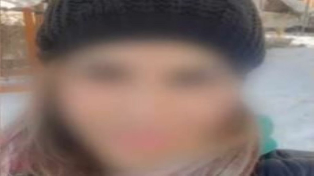 Αφέθηκε ελεύθερη η “γιατρός των επωνύμων” που χορηγούσε “παράνομα σκευάσματα” σε πελάτες της (vid)