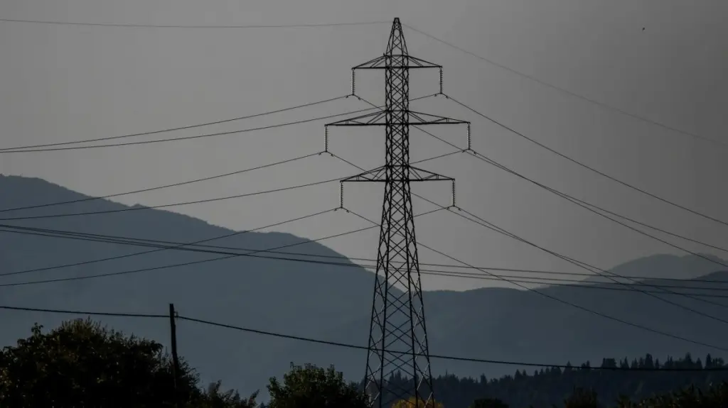 Νέα πτώση στην τιμή του ρεύματος από την Πέμπτη