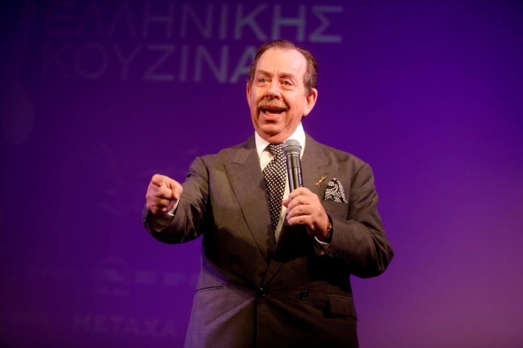 “Οι ώρες στην εντατική δεν περνάνε” – Το νέο μήνυμα του Ηλία Μαμαλάκη για την περιπέτεια της υγείας του
