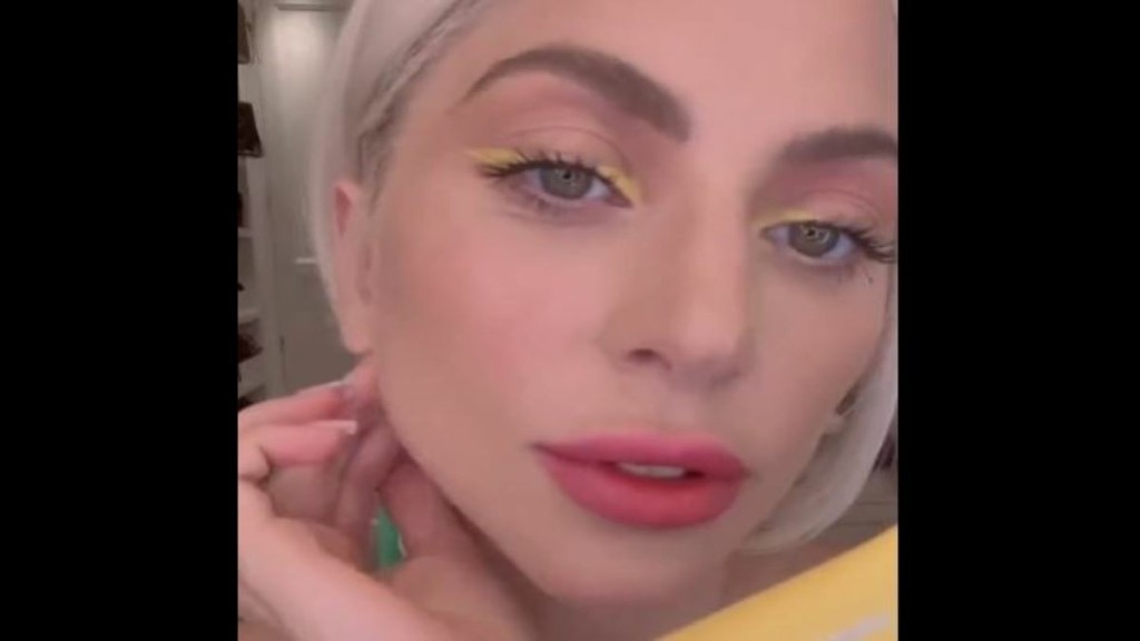 Η Lady Gaga έκανε ψεύτικο Boomerang στο Instagram για να ξεγελάσει τους fans της (vid)