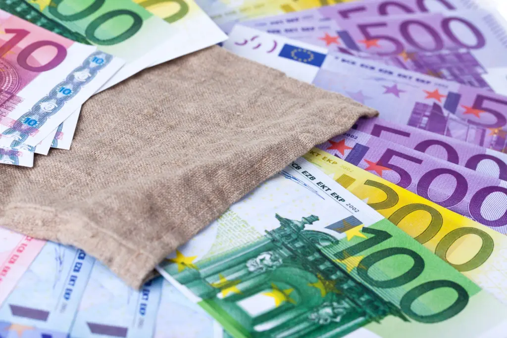 Στα “σκαριά” νέα μέτρα στήριξης για τους ευάλωτους – Τα δύο σενάρια που εξετάζονται