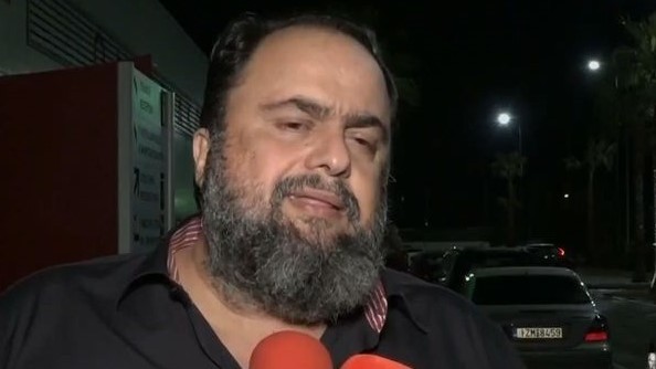 Οργή στον Ολυμπιακό μετά το ντέρμπι – Έκτακτο ΔΣ προανήγγειλε ο Μαρινάκης – “Καραστημένη η διαιτησία” (vids)