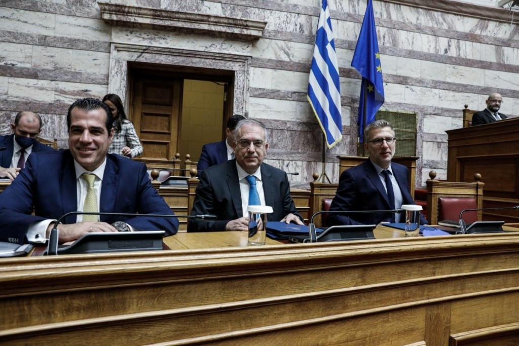 Στη Βουλή το Εθνικό Σχέδιο Δράσης για την Προστασία των Παιδιών από τη Σεξουαλική Κακοποίηση