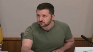 Ζελένσκι: Συζητήσεις για επίσκεψη στις ΗΠΑ