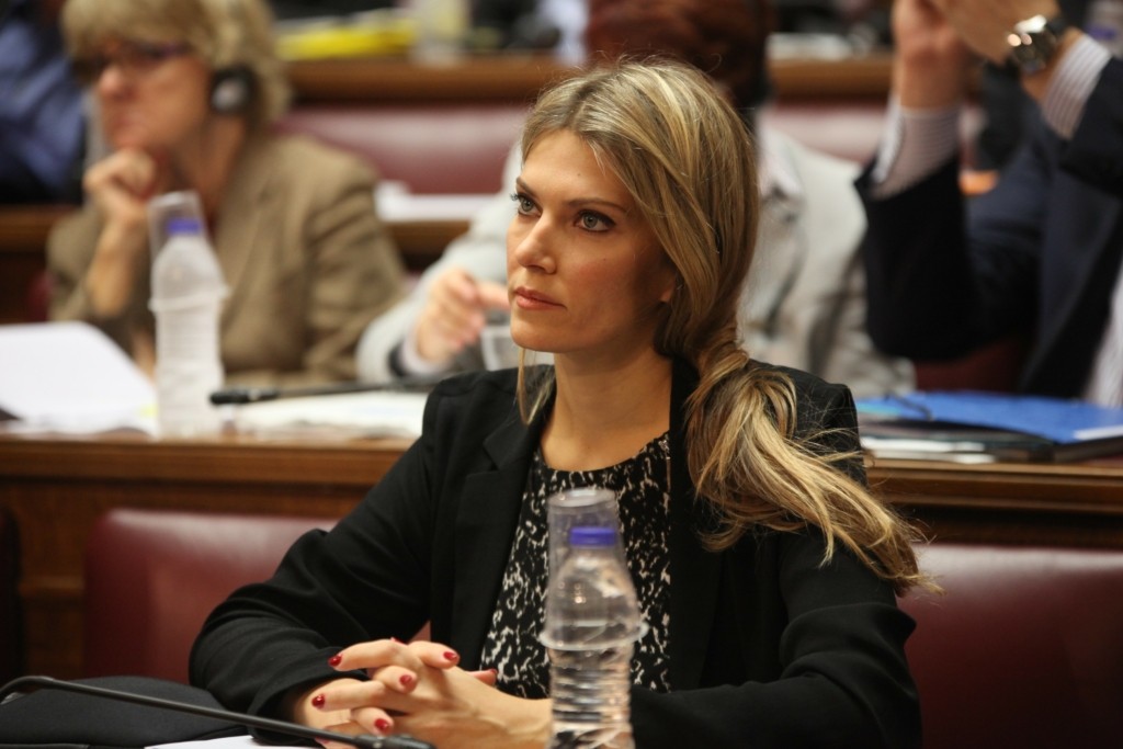 Ανακοινώσεις για το σκάνδαλο μεγατόνων στο Ευρωπαϊκό Κοινοβούλιο – Σε κελί η Εύα Καϊλή πέρασε τη νύχτα και παραμένει κρατούμενη