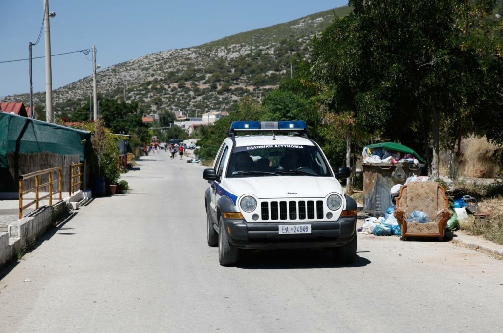 Μεγάλη αστυνομική επιχείρηση στη Δυτική Αττική – Έρευνες σε Άνω Λιόσια, Μενίδι και Ζεφύρι