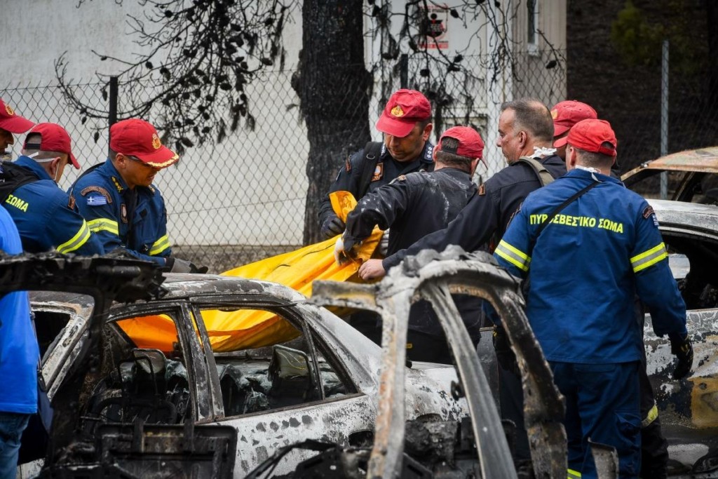 Σπαραχτικές οι καταθέσεις στη δίκη για το Μάτι – “Ο γιος μου εγκλωβίστηκε στον δρόμο του θανάτου και εκεί χάθηκαν πολλοί”