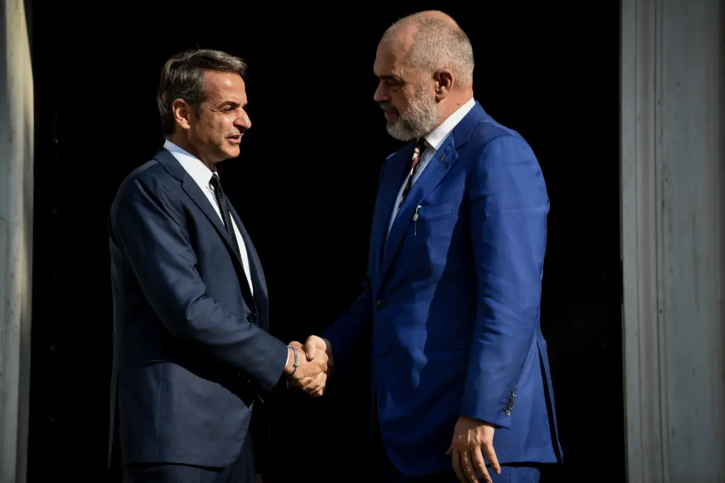 Η συγγνώμη του Έντι Ράμα στον Μητσοτάκη για την προκλητική δήλωση – “Ελπίζω να μην ενοχληθήκατε”