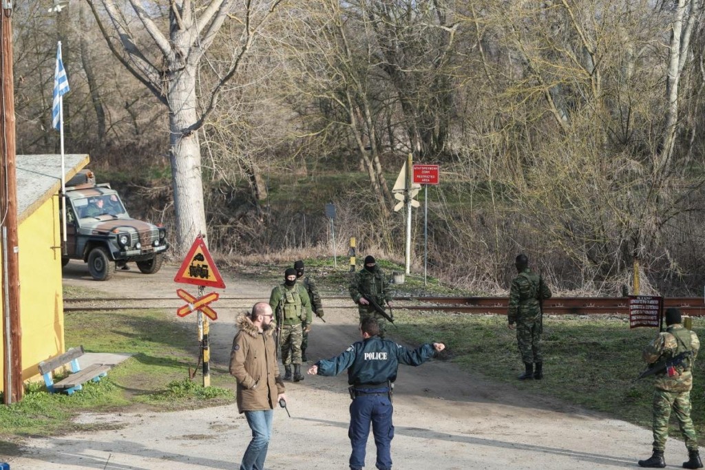 Συναγερμός στις Αρχές για ομάδα μεταναστών σε νησίδα του Έβρου – “Εκτός ελληνικής επικράτειας”