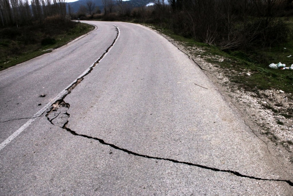 Σεισμός στην Εύβοια – Ο Παπαζάχος μιλάει για ρήγμα που μπορεί να δώσει μέχρι και 6 Ρίχτερ