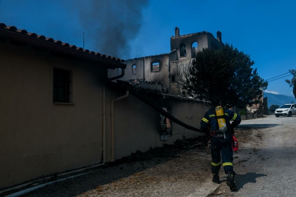 Έκρηξη φιάλης υγραερίου σε σπίτι στην Κρήτη – Κατέρρευσε το ταβάνι και καταπλάκωσε ηλικιωμένη