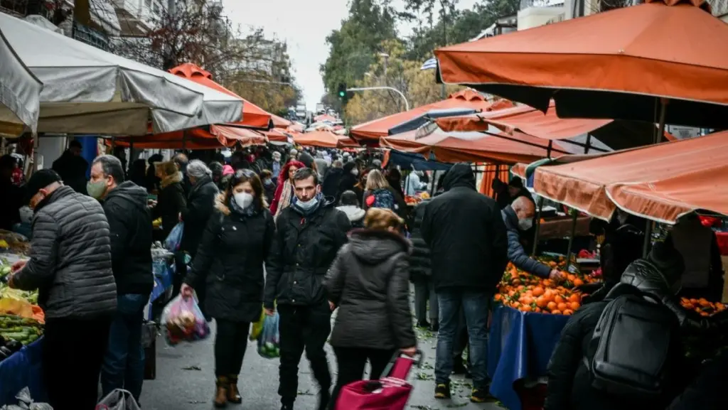 “Παράθυρο” για επέκταση του Food Pass και στις λαϊκές αγορές – Ποιοι εξασφαλίζουν το ανώτατο ποσό των 600 ευρώ