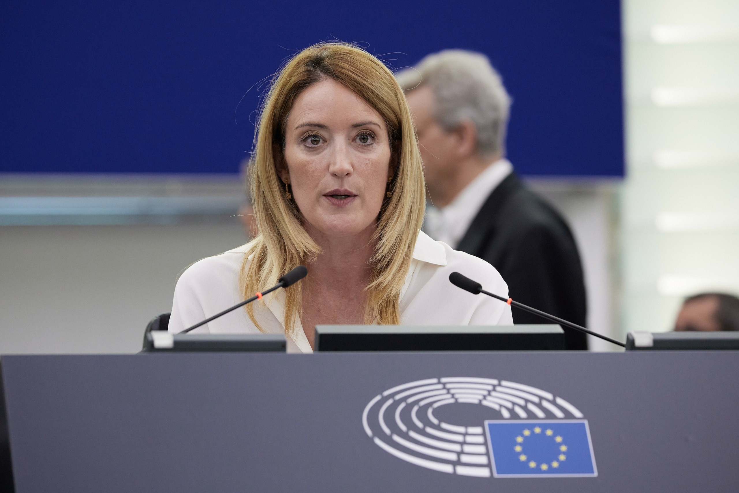 Απάντηση Μετσόλα στον δικηγόρο της Καϊλή “Οι αντιπρόεδροι του ΕΚ πρέπει να εκπροσωπούν τη θέση του Κοινοβουλίου”
