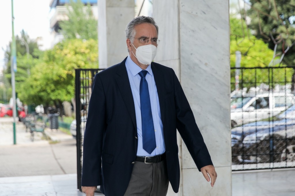 Άστραψε και βρόντηξε ο εισαγγελέας του Αρείου Πάγου κατά των εκδοτών εφημερίδων και περιοδικών – “Δεν είναι άξιοι να φέρουν αυτό τον τίτλο”
