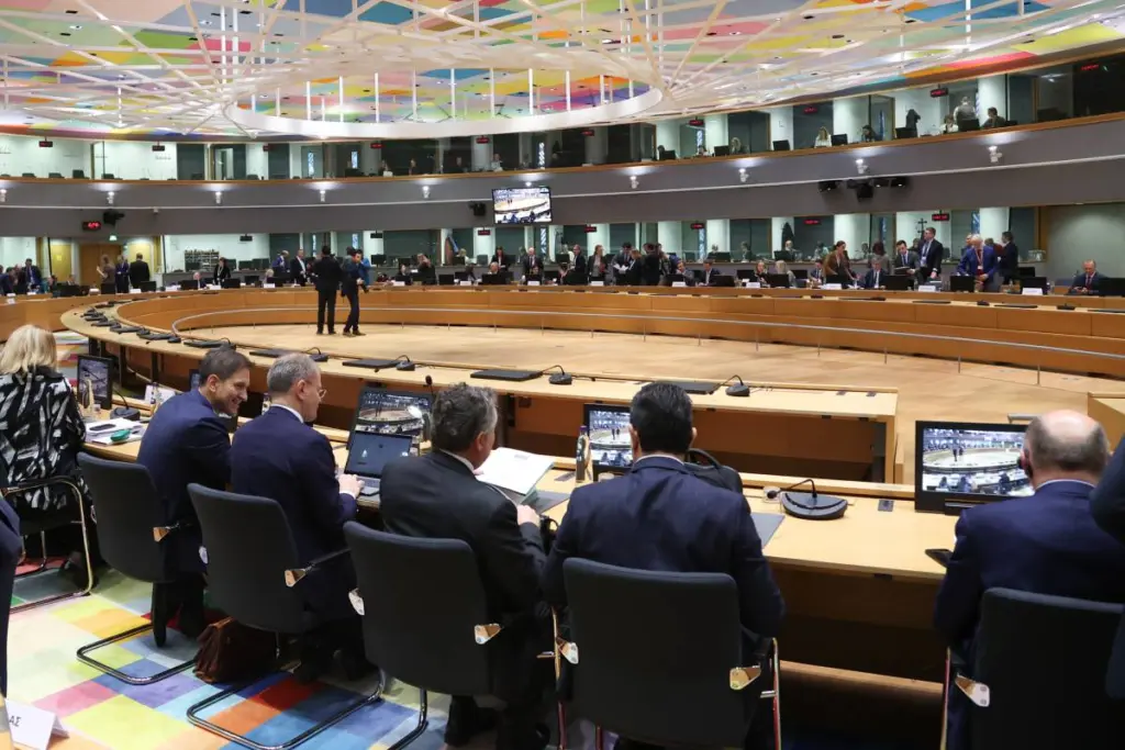 Συνεδριάζουν ξανά υπό πίεση οι υπουργοί Ενέργειας της ΕΕ για το πλαφόν στο φυσικό αέριο