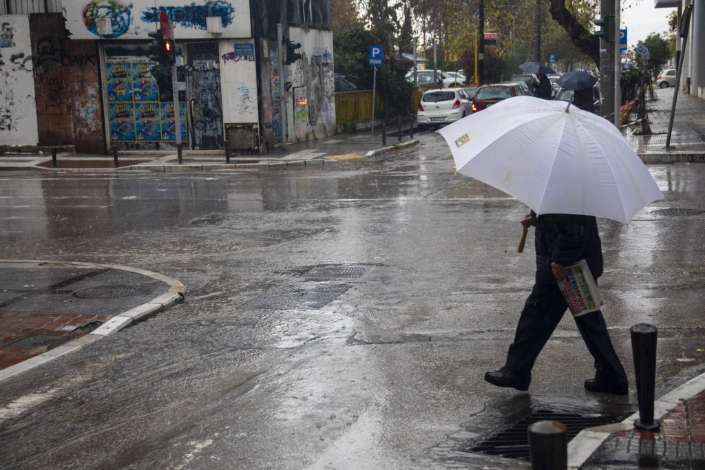 Πώς θα είναι ο καιρός την Τρίτη – Σε ποιες περιοχές θα βρέξει (vids)