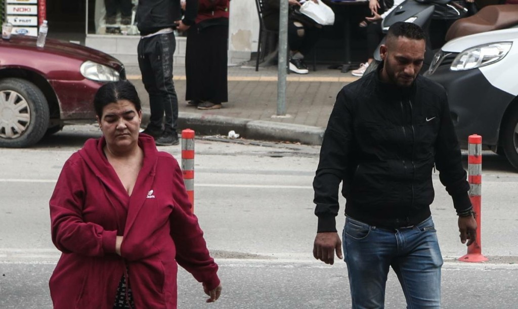 Παράσταση πολιτικής αγωγής από τους γονείς του 16χρονου που πυροβόλησε αστυνομικός – “Ζητάμε δικαίωση”