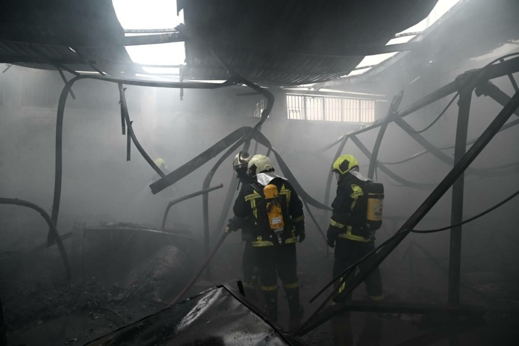 “Εμπρησμό από Ρομά” καταγγέλλει ο ιδιοκτήτης του εργοστασίου στον Ασπρόπυργο