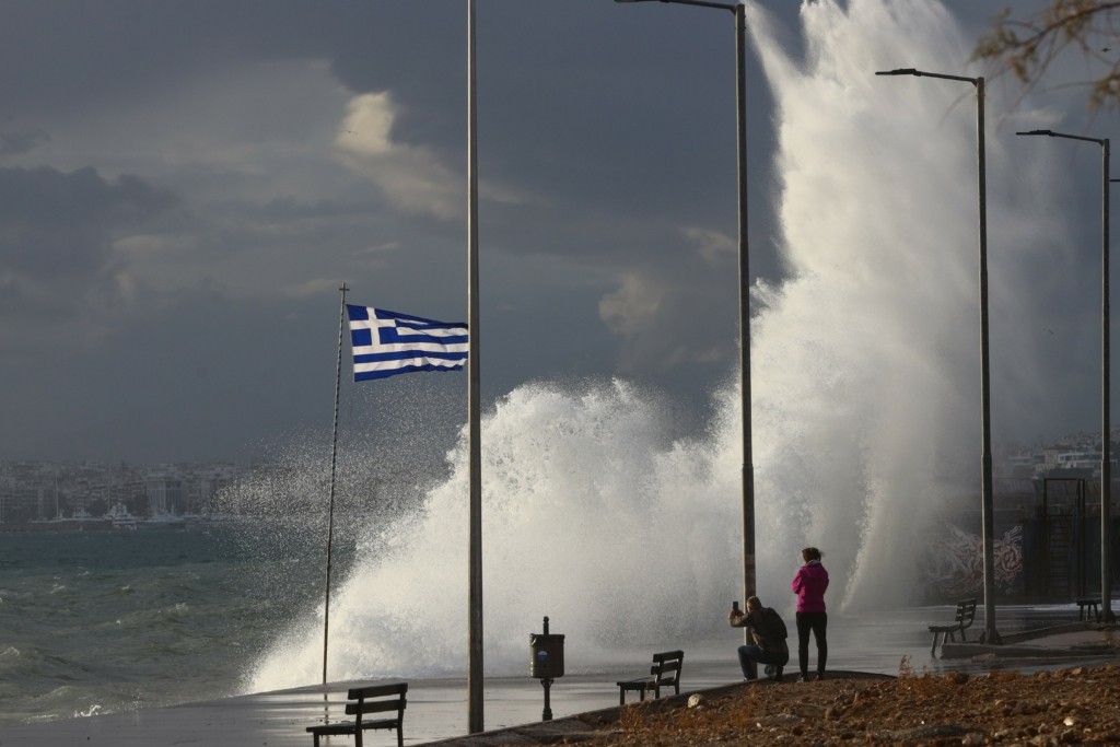 Η κακοκαιρία GAIA προκάλεσε “πανικό” στην Πυροσβεστική – Πάνω από 158 οι κλήσεις