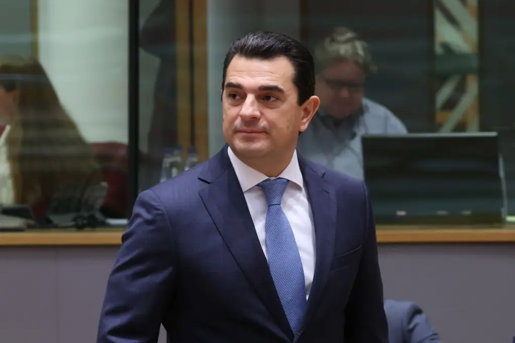 Ο Σκρέκας για το πλαφόν στο φυσικό αέριο – “Ιστορική η απόφαση για την αντιμετώπιση της ενεργειακής κρίσης”