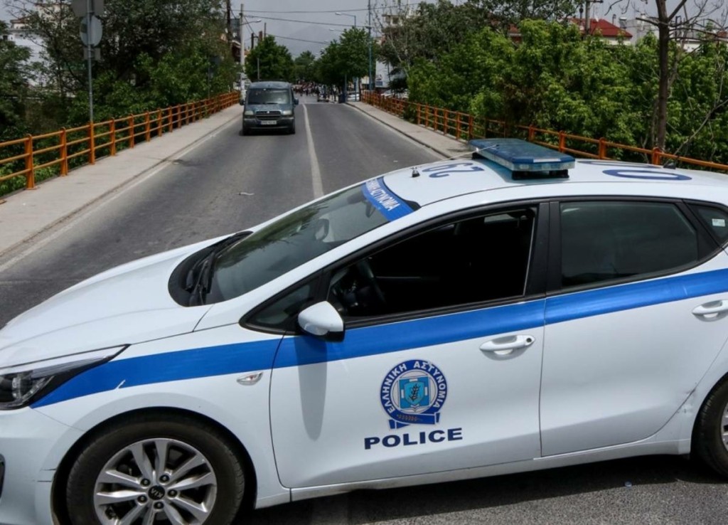 Ρομά απείλησαν οδηγό στην περιφερειακή Αιγάλεω – Τον ακινητοποίησαν και τον λήστεψαν