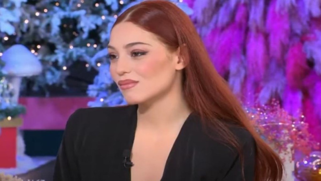 Η νικήτρια του GNTM 5, Αλεξία Τράικο, εξομολογείται – “Με τη μαμά μου δεν έχουμε καλές σχέσεις” (vids)