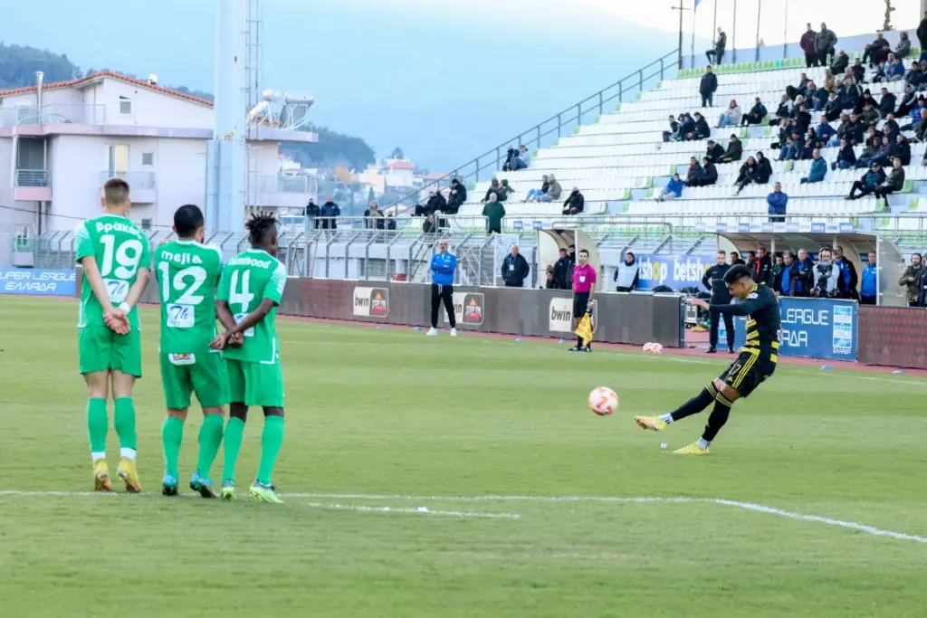 Με ισοπαλία επέστρεψε μετά το Μουντιάλ η Super League – “Πέταξε” βαθμούς στη Λειβαδιά ο Άρης (pics)